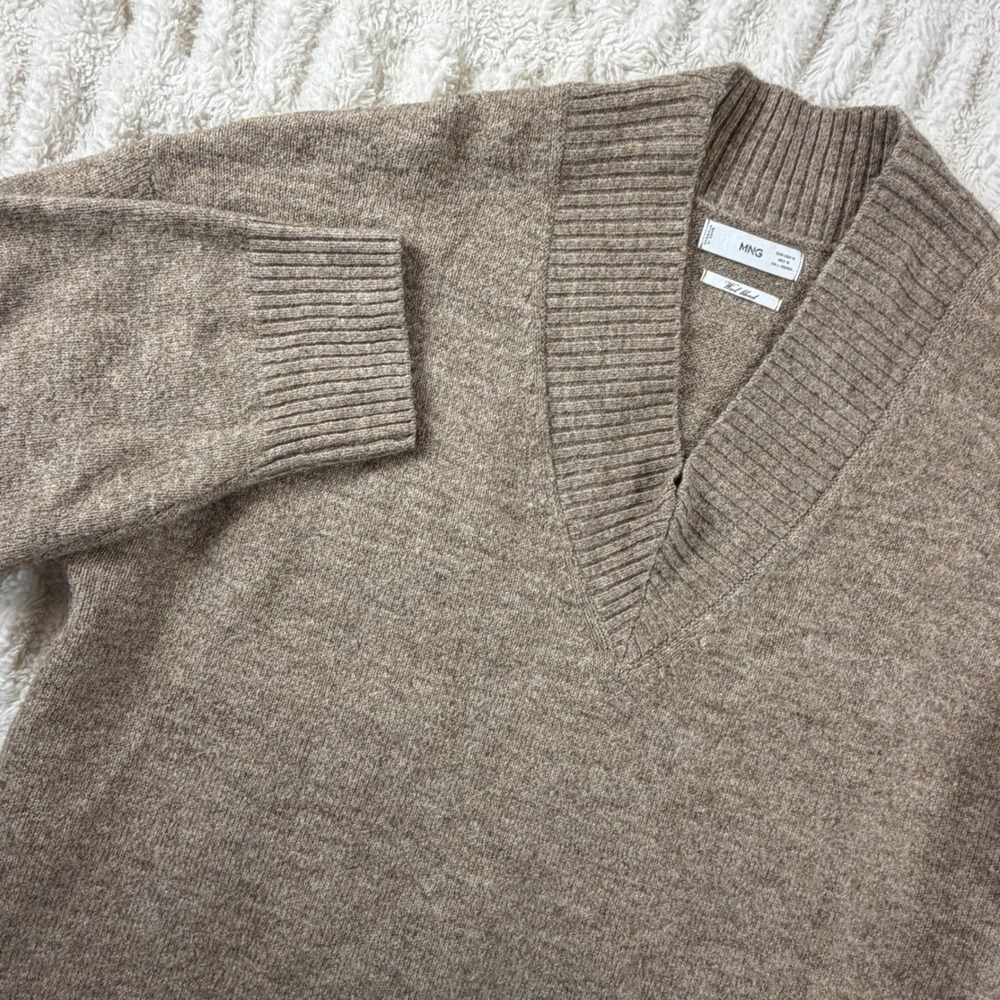 Mango MNG Wool Blend V-Neck Sweater Brown Heathered Oversized Knit Medium
